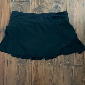 Lululemon pace setter skirt